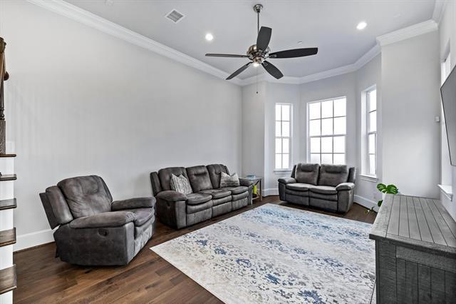 Foto del edificio - 4606 New Water Ln