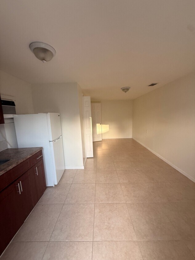 Foto del edificio - 5230 SW 116th Ave