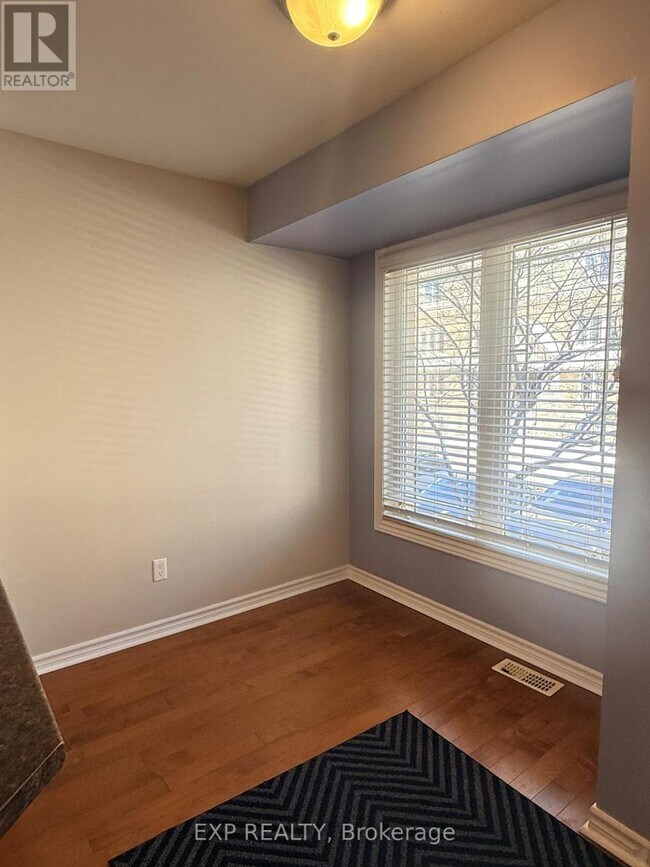 Photo du bâtiment - 265 Paseo Private