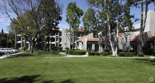 Building Photo - Tustin Gardens Apartments