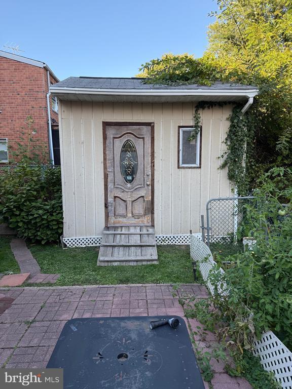 Building Photo - 10781 Helmer Dr
