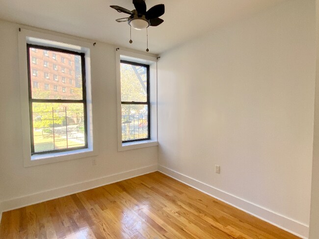 Building Photo - 930 DeKalb Ave