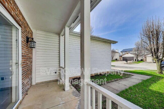 Foto del edificio - 7139 Kimble Dr