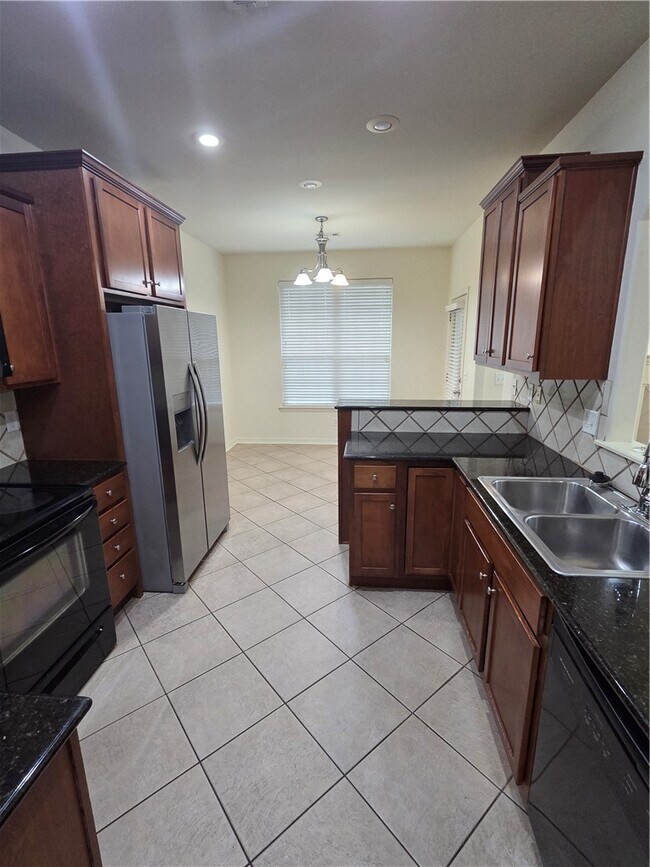 Foto del edificio - 3219 W Thornebrook St