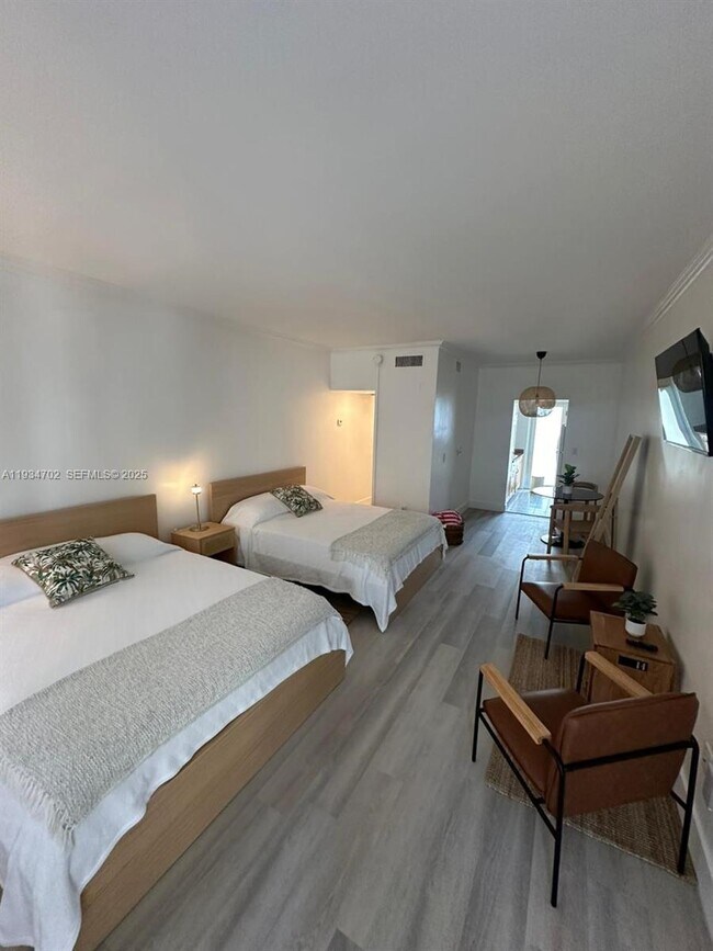 Foto del edificio - 1840 James Ave