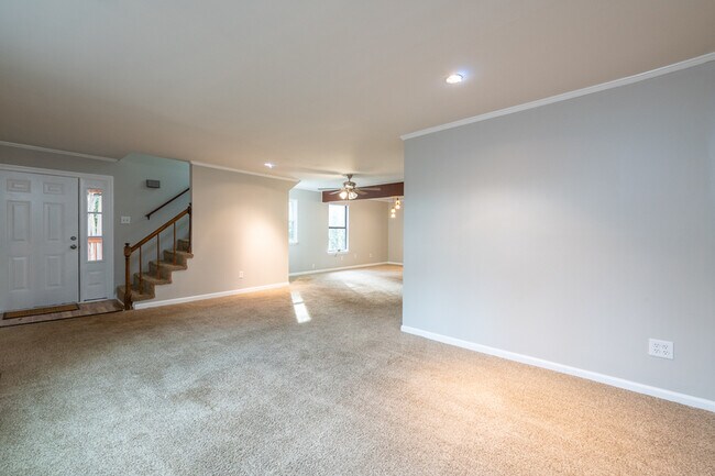 Building Photo - 1350 Overlook Cove SE