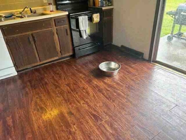 Foto del edificio - 1659 S Sonora Dr