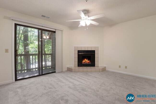 Foto del edificio - Updated Wyndemere Condo at Yacht Cove – Fr...