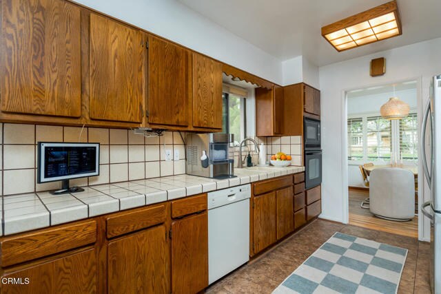 Building Photo - 4630 Alveo Rd