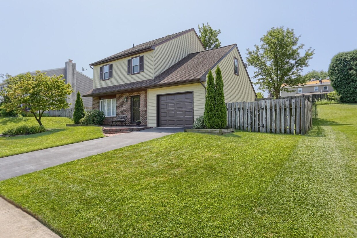 1910 Gring Dr, Wyomissing, PA 19610 House Rental in Wyomissing, PA