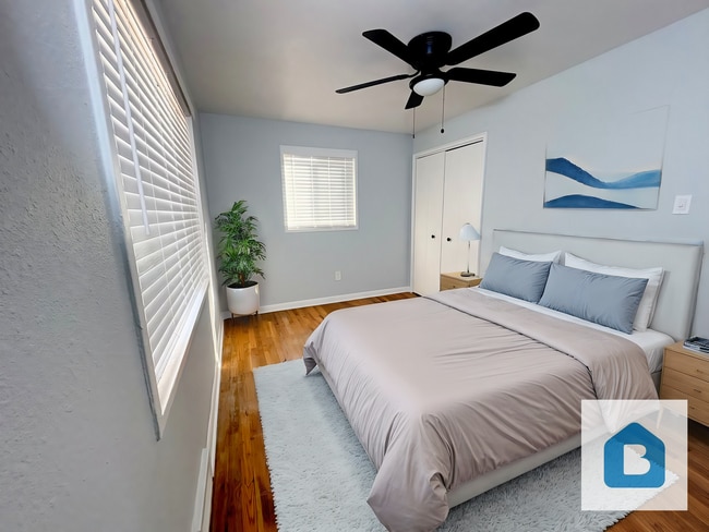 Foto del edificio - 449 Glenview Ct.-