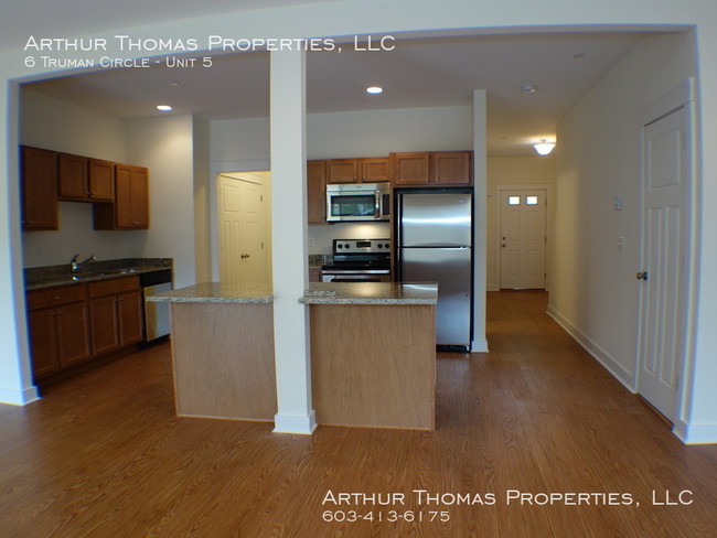 Building Photo - 6 Truman Cir