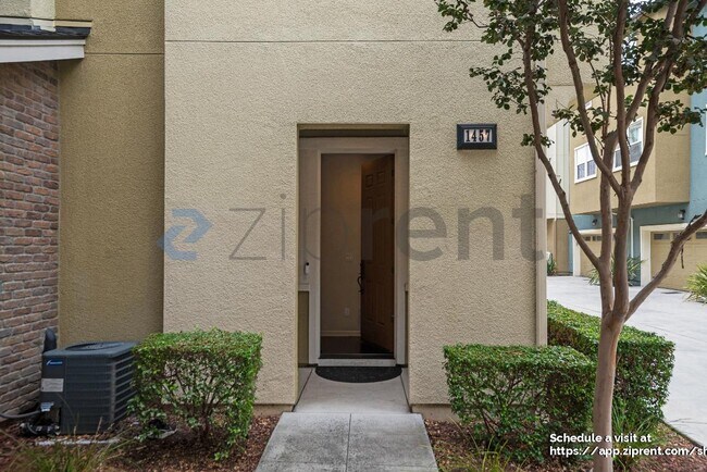 Foto del edificio - 1457 Coyote Creek Way