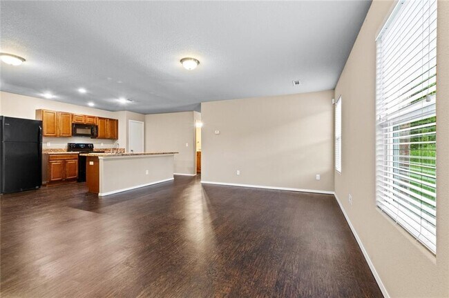 Foto del edificio - 218 W Marietta Way