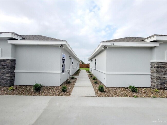 Foto del edificio - 13 13th St