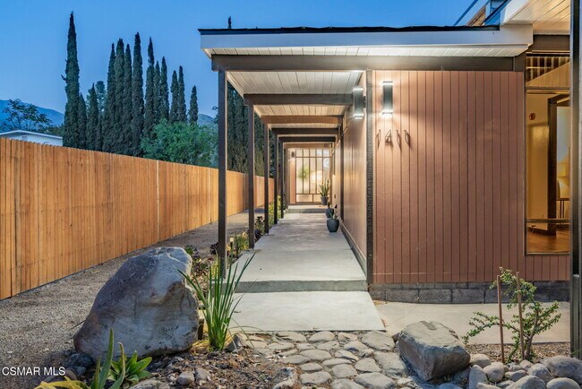 Foto del edificio - 1411 Ojai Rd
