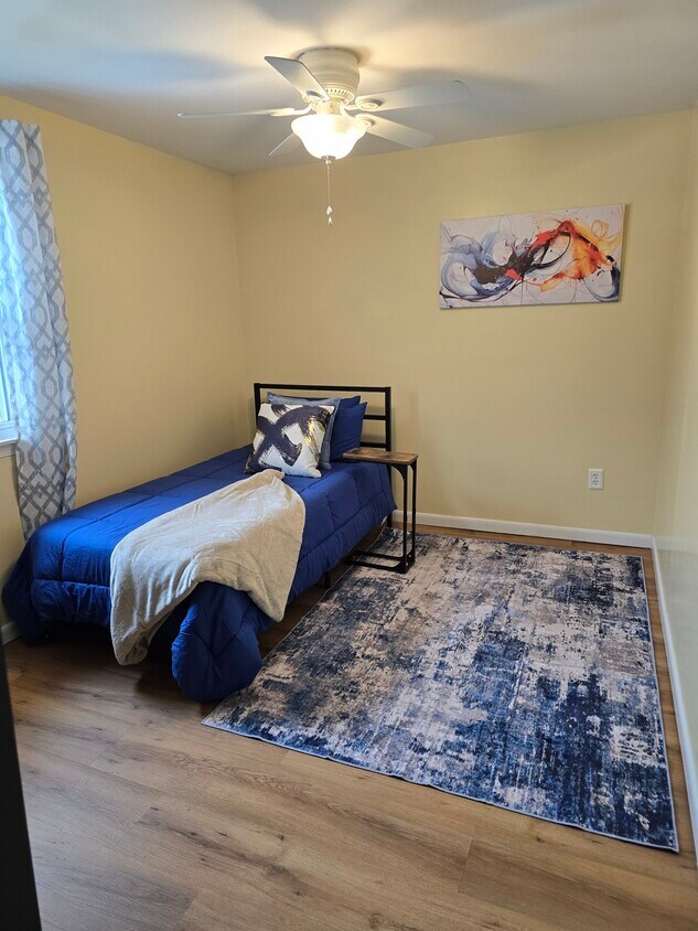 Foto del edificio - 20 Mildred Dr