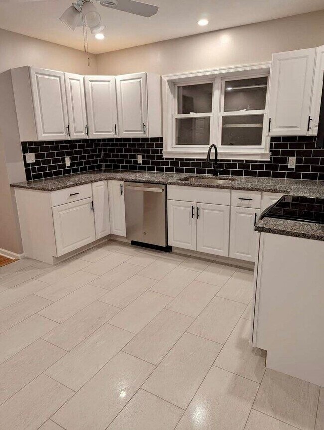 215 Alicia St Unit 1, Old PA 18518 Apartments in Old PA