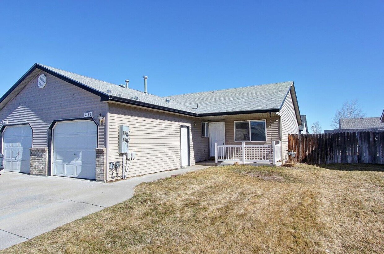 Foto principal - 482-484 NW Wood Duck Pl
