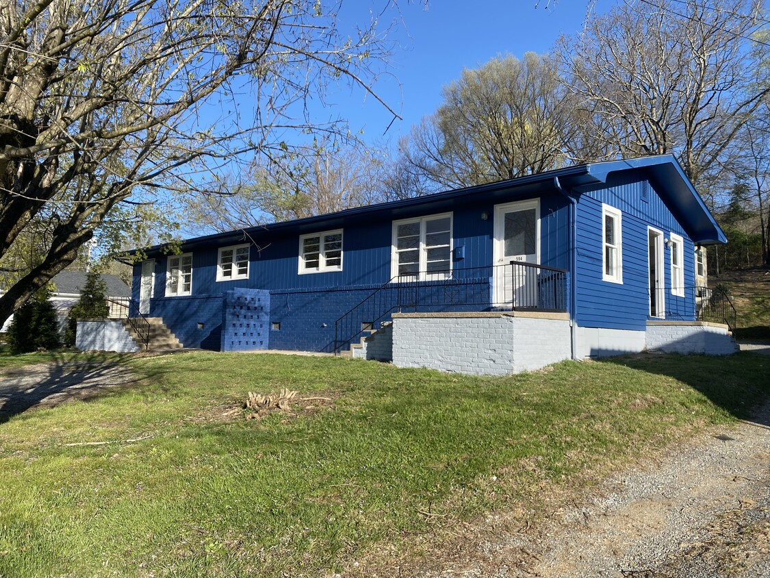 Primary Photo - 594 North St