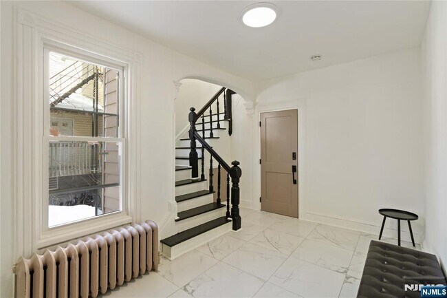 Foto del edificio - 87 James St