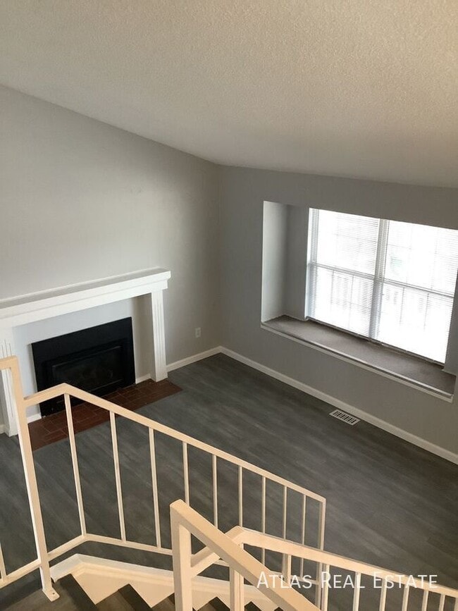 Building Photo - 1417 S Biscay Way