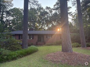 Building Photo - 3106 Dixon Rd