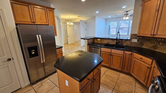 Foto del edificio - 4 br, 3 bath House - 10297 Burwood St