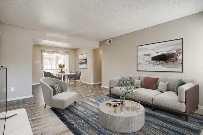 Foto del edificio - 1000 River Bend Dr