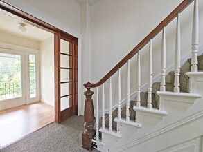 Building Photo - 496 Tappan Rd