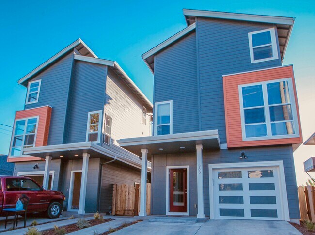 Foto del edificio - 900 SW Grove St