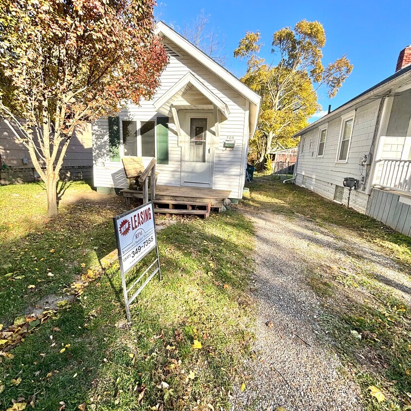 Foto principal - 506 N Foster Ave