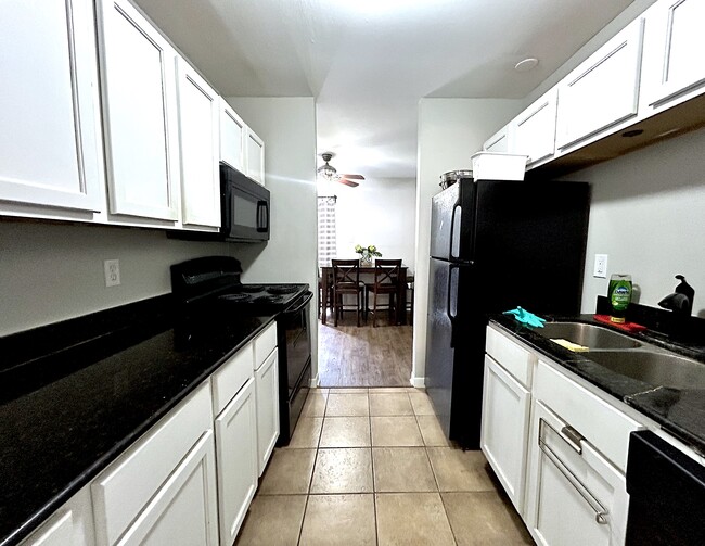 Foto del edificio - 1902 Dartmouth St