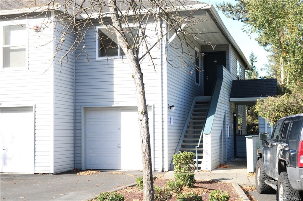 33020 10th Ave SW Unit Q302, Federal Way, WA 98023 Condo for Rent in