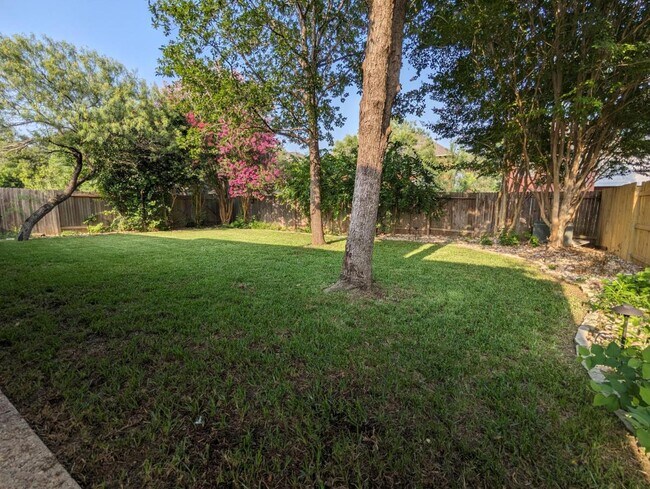 Foto del edificio - 13139 Winding Crk