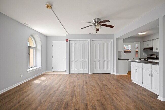 Foto del edificio - 808 Broadway Ave