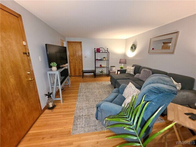 Foto del edificio - 47 Tussing Ln