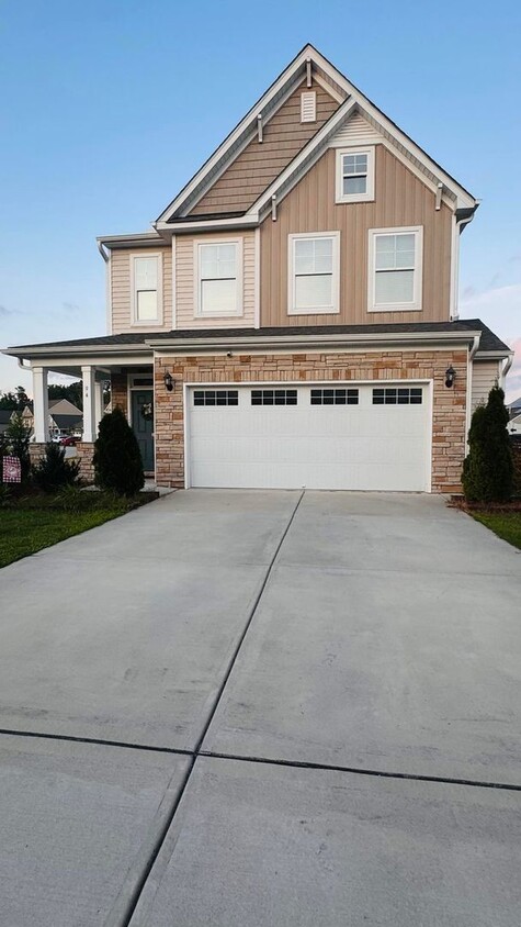 Primary Photo - Spacious 3BR House in Benson
