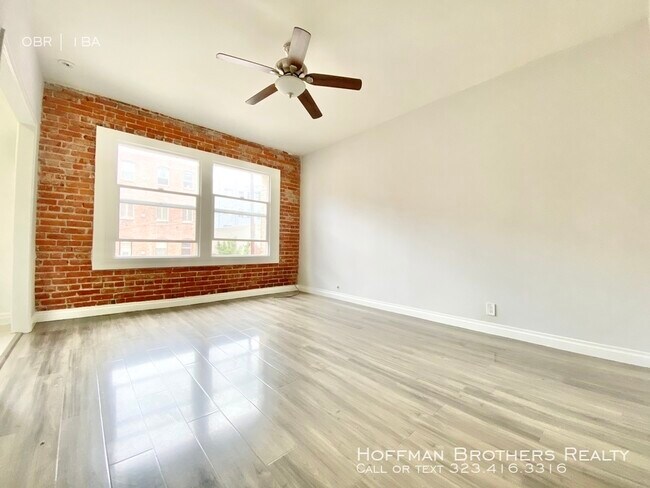 Building Photo - 756 S Normandie Ave Los Angeles  CA 90005