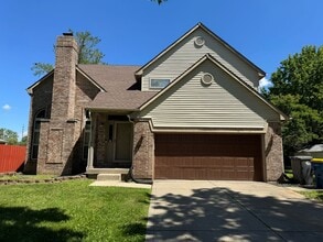 Building Photo - 5538 N Meadow Dr