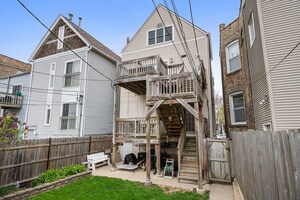 Foto del edificio - 3636 N Hermitage Ave