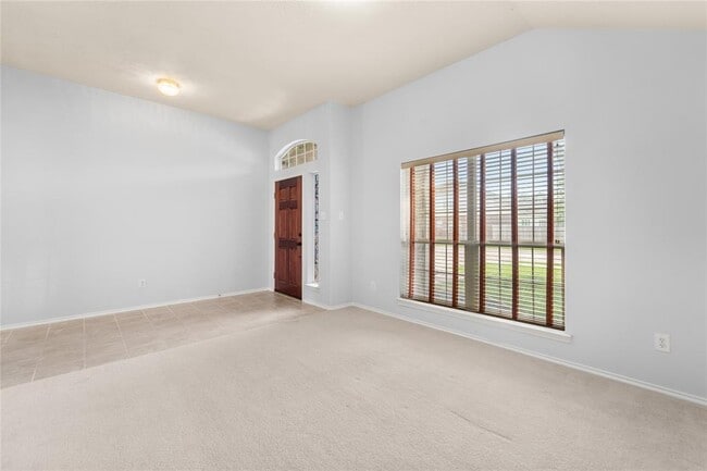 Building Photo - 3511 Cypress Village Dr