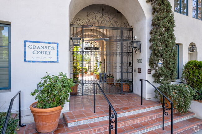 Entrance - Granada Court