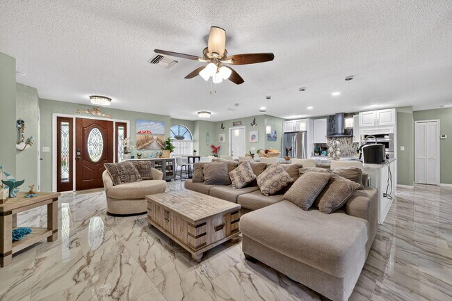 Foto del edificio - 6180 30th Ct S