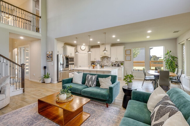 Building Photo - 8100 Donnelley Dr