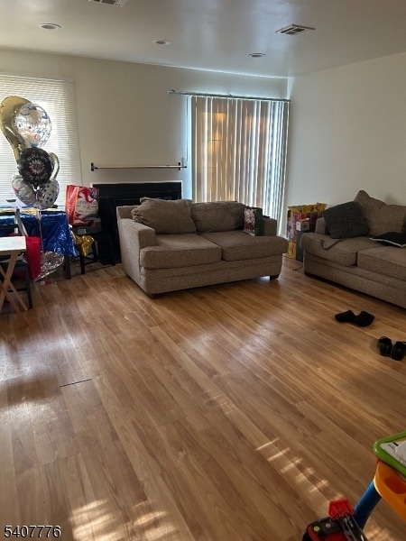 Foto del edificio - 10 Leahy Ct