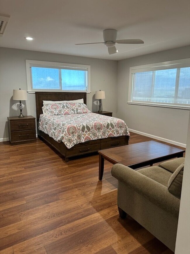 Foto del edificio - Penthouse in Wailuku secured building