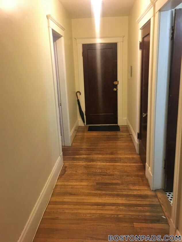 Foto del edificio - 349 Pleasant St