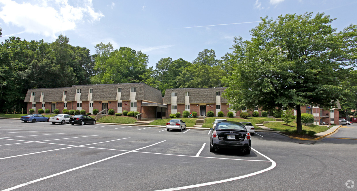 Primary Photo - River Trace Apartments