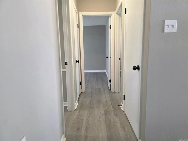 Foto del edificio - 216 Windhill Dr